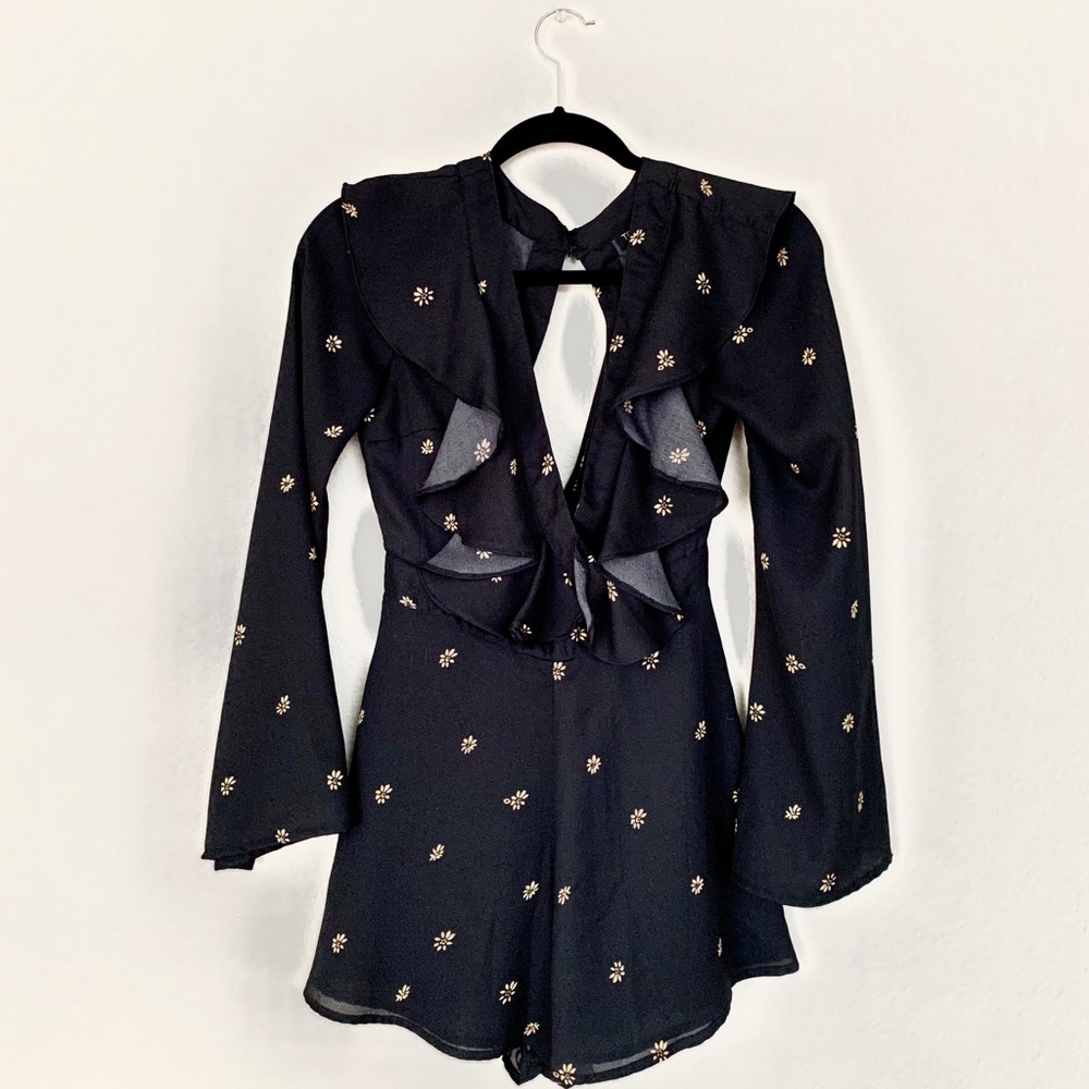 Romper - Picture 2 of 4